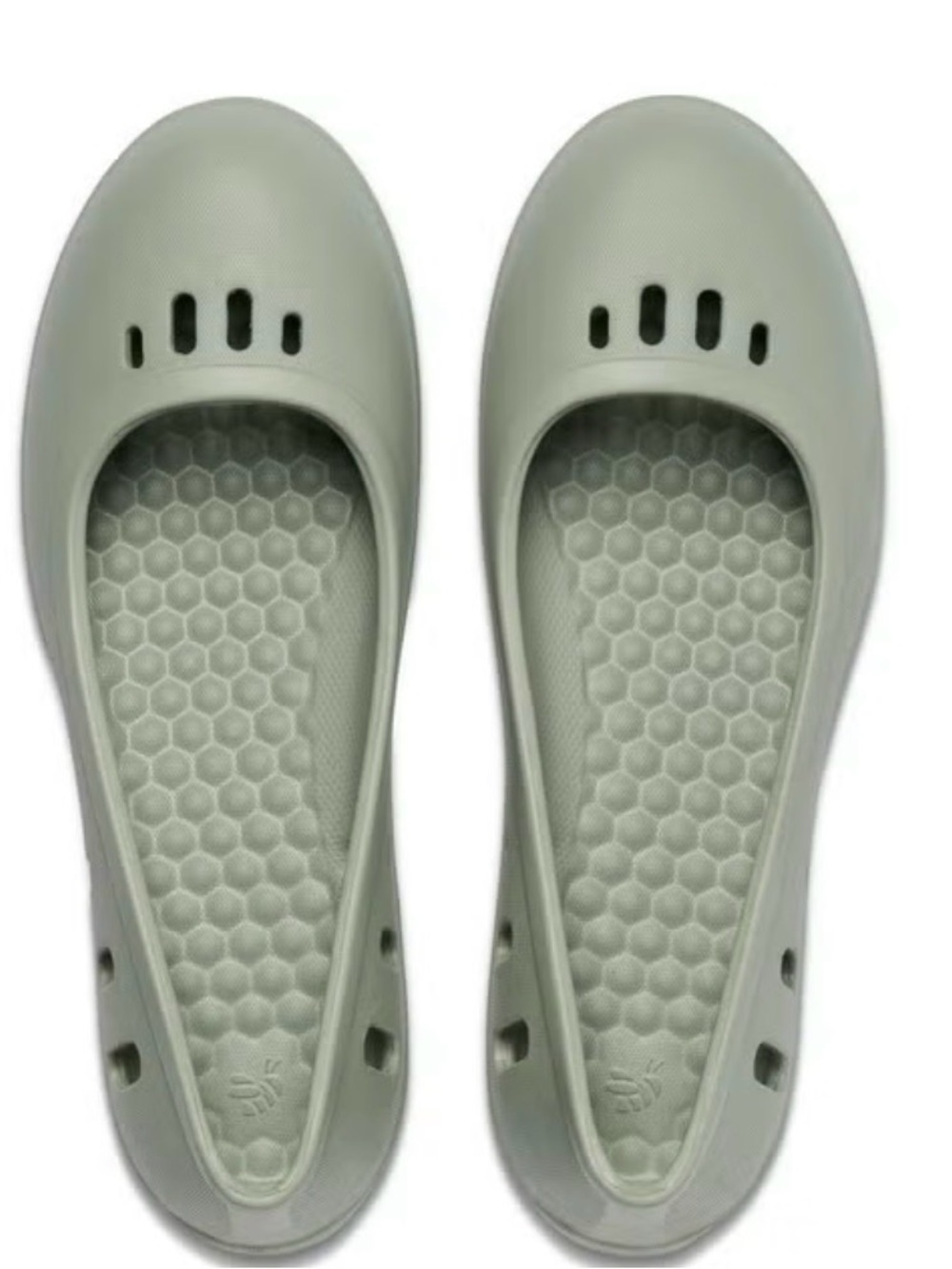 Women’s Slip-On Rubber Flats in Sage Size 9 NEW